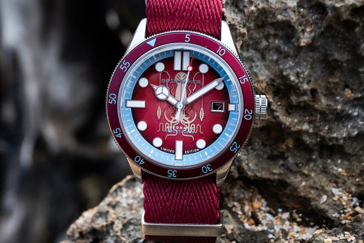 Spinnaker Cahill 300 Calamar Red MSC Limited Edition SET