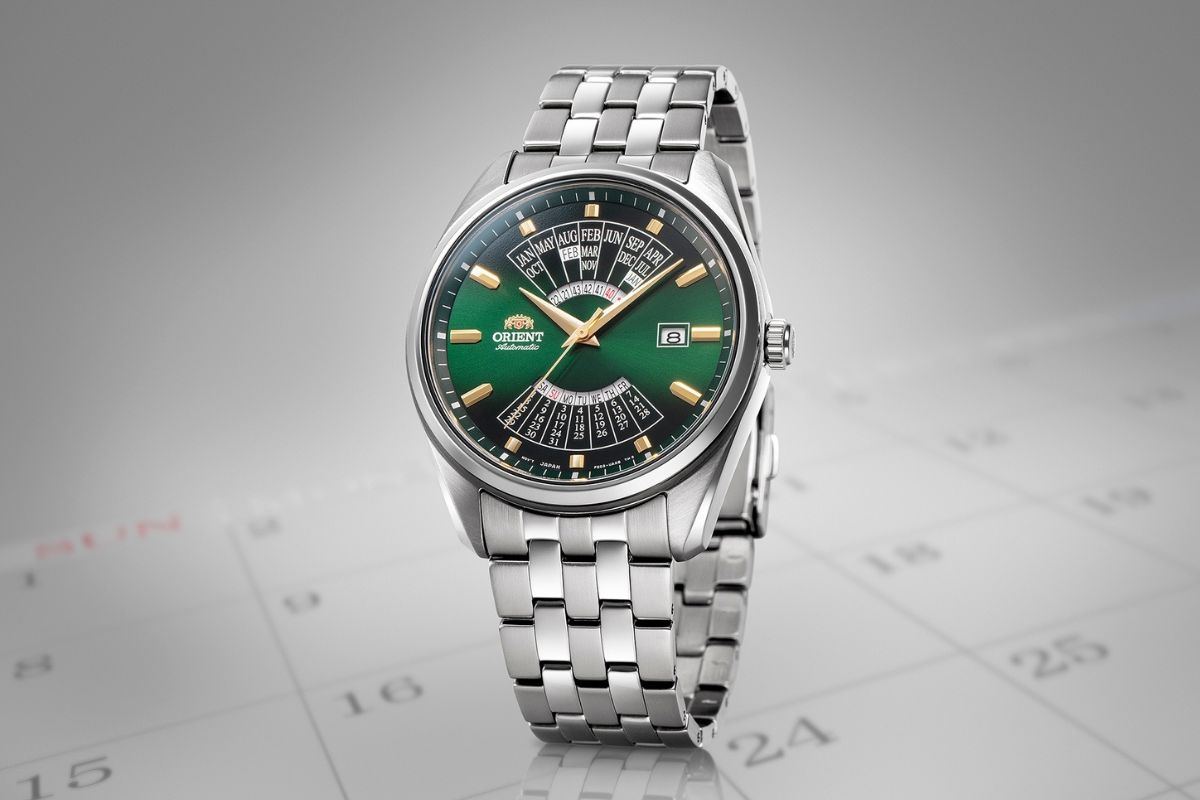 Datownik w zegarku Orient Multi-Year Calendar